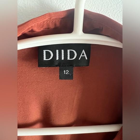 Silky Shirt dress with belt - Picture 6 of 7